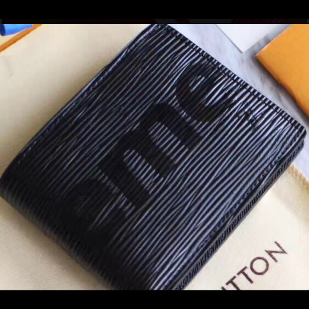 Men’s supreme wallet